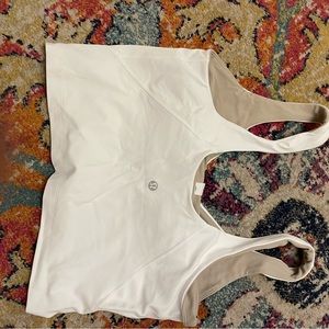 Lululemon shore crop